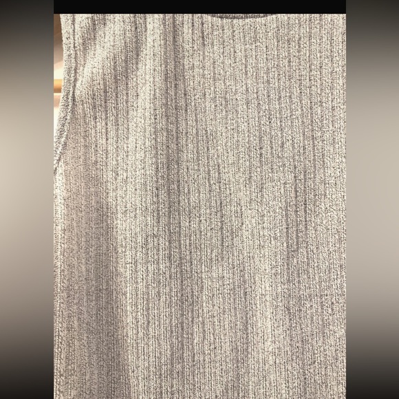 SHEIN size medium grey knit style top - Picture 2 of 4